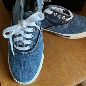 New! Men’s Nautica Denim Sneakers